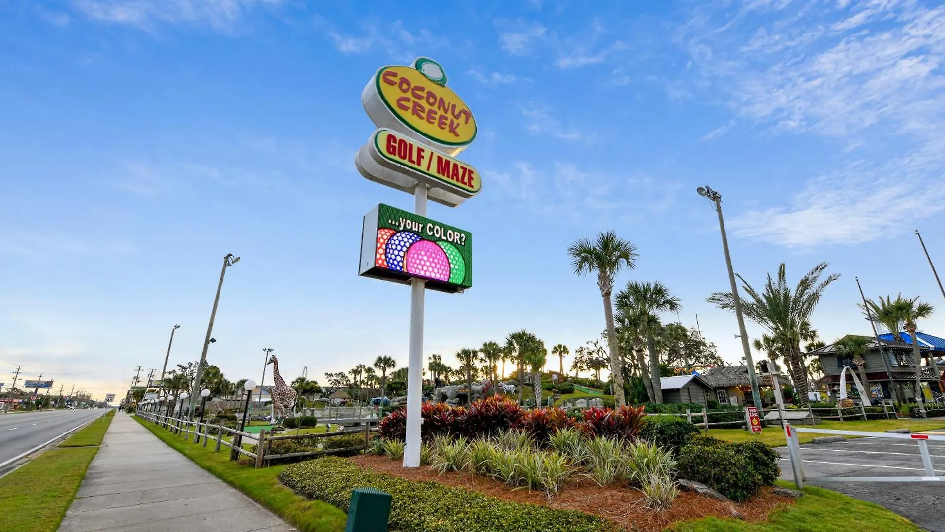 Holiday home Boardwalk Beach Resort #1802 By Book That Condo Panama City Beach